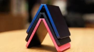 تصميم ثنائي مرتقب.. آبل تدخل سباق الهواتف القابلة للطي بإصداري فولد وفليب